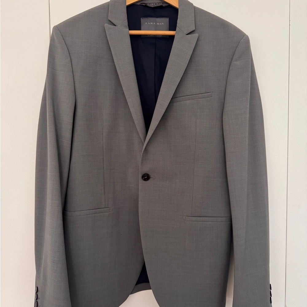 Zara Light Grey Single-Breasted Suit Jacket
